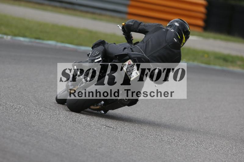 /Archiv-2023/53 31.07.2023 Dunlop Ride und Test Day ADR/Gruppe gelb/backside